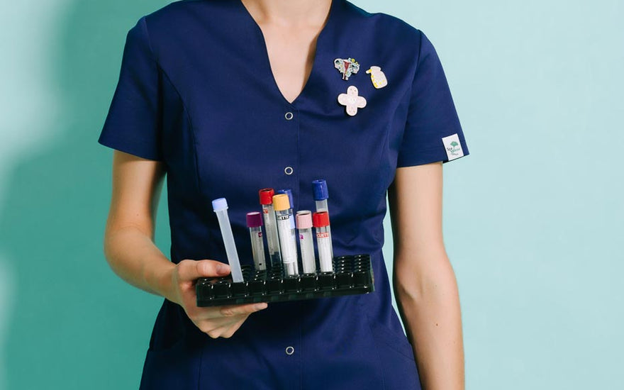 Bawełniany fartuch laboratoryjny na studia