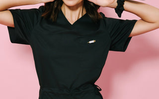 Odzież Medyczna Tanio: Jak Znaleźć Najlepsze Okazje