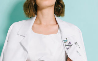 Gdzie kupić biały strój medyczny dla studentów?