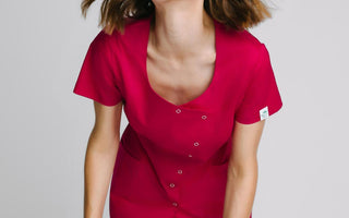 Wpływ kolorowych fartuchów na nastrój pacjentów