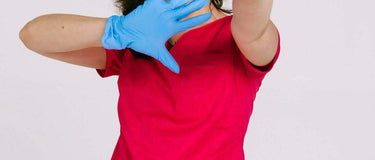 Jak właściwie prać odzież medyczną: klucz do higieny i trwałości w placówce i w domu