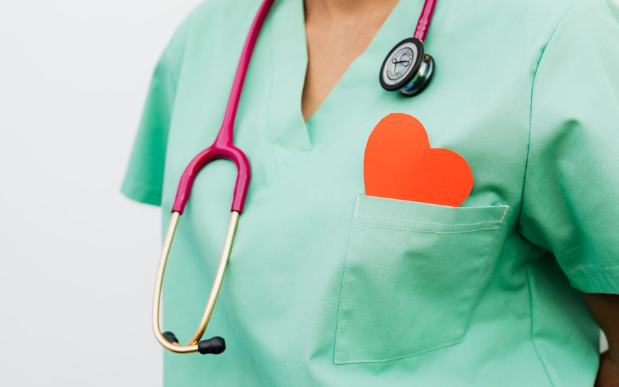 Co oznacza kolor fartucha w szpitalu?